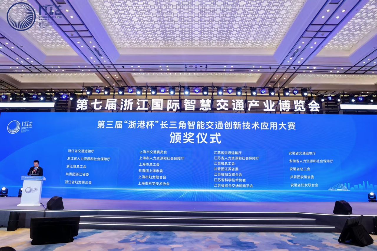 1765761416906899.png 00001.png